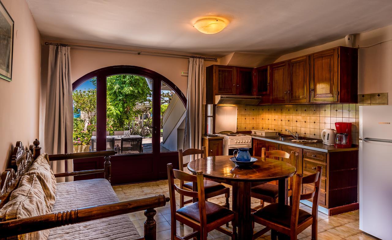 Villa Merabello Agia Marina Dış mekan fotoğraf